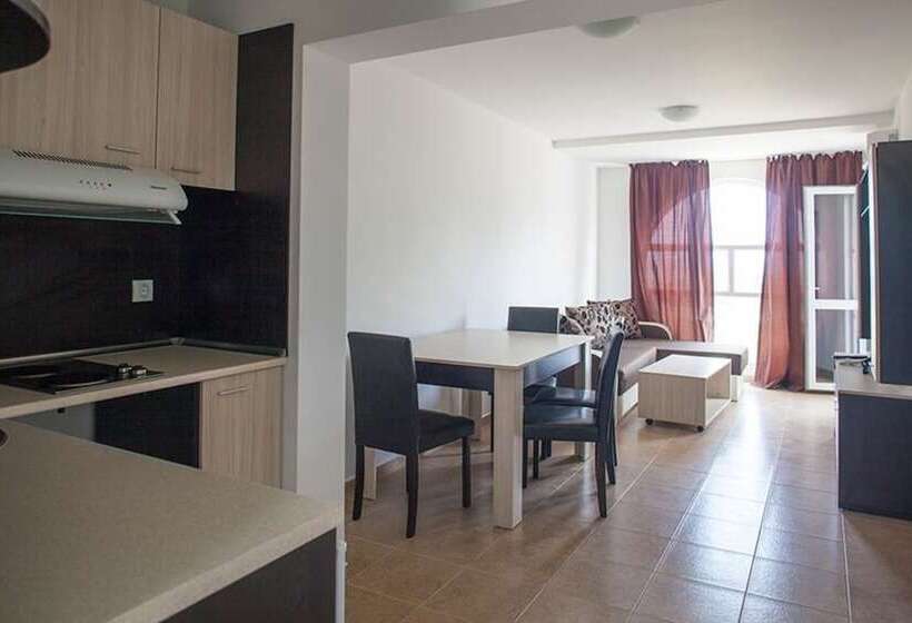 Guest Apartments Salena In Saint George Complex