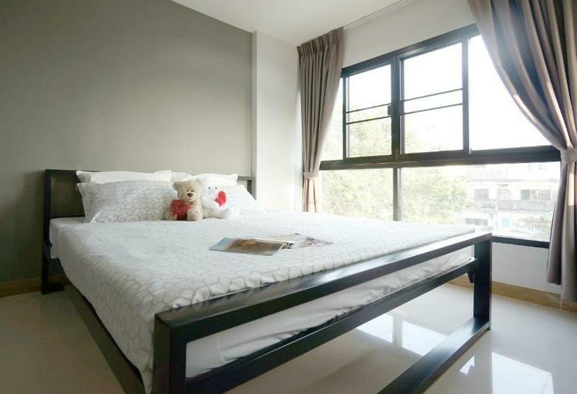 בית מלון כפרי In Clover