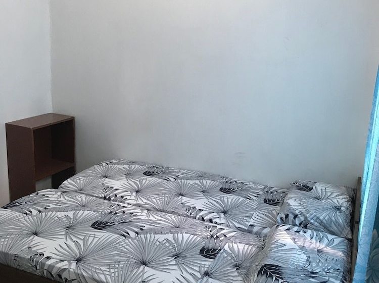 Marvel Panglao Hostel Annex