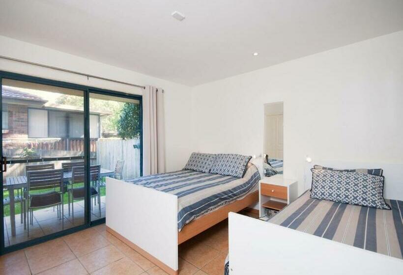 Messines Street, Starfish Lodge, Unit 1, 1a