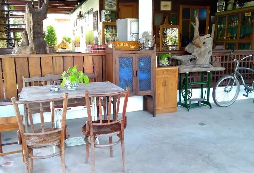 ペンション Ayutthaya Antique Homestay