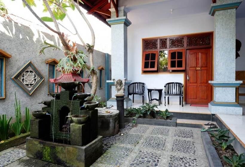 بنسيون Reddoorz Near Mayura Park Lombok