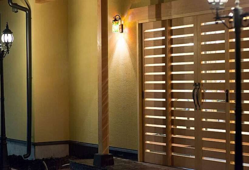 ریوکان Kusatsuonnsenn Tenojiya