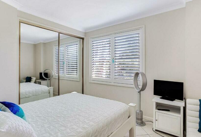 Sandy Shores 1 3 Messines Street