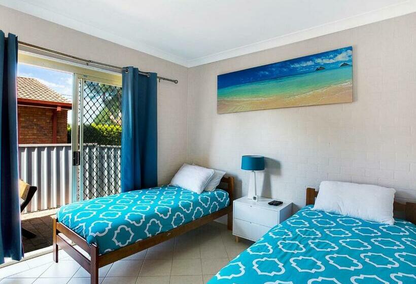 Sandy Shores 1 3 Messines Street