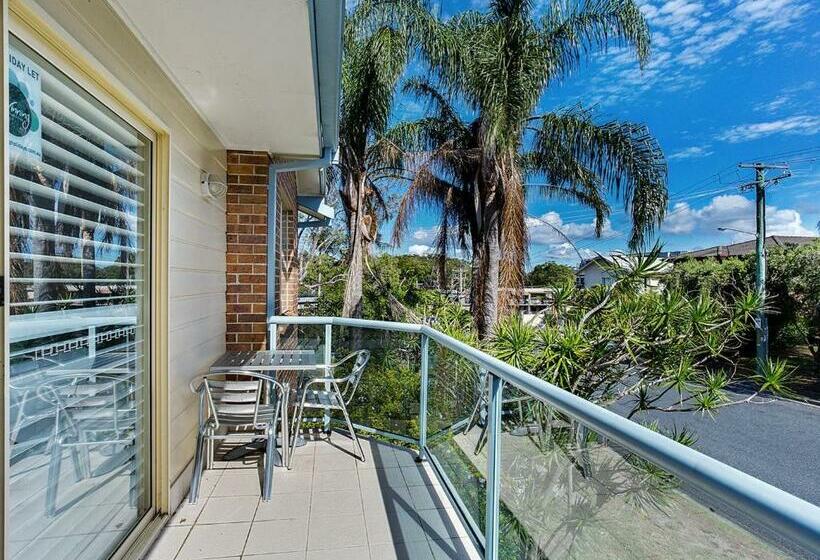 Sandy Shores 1 3 Messines Street