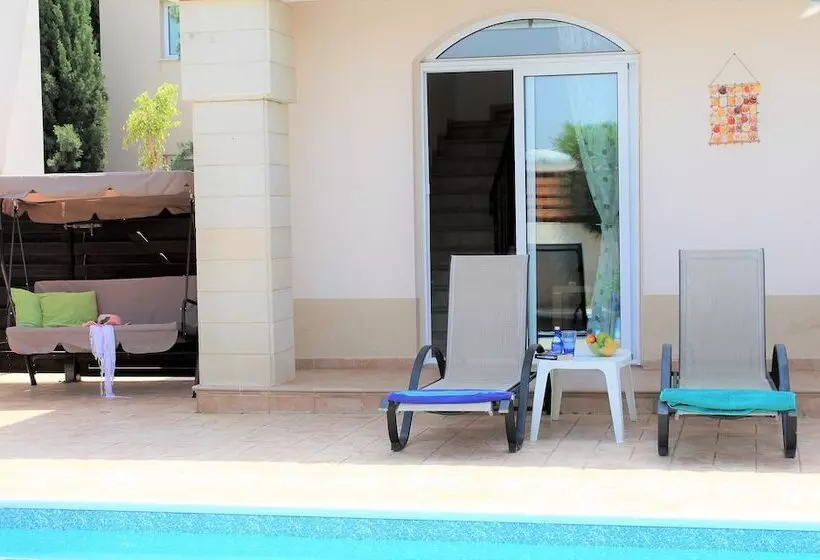 Villa Georgia
