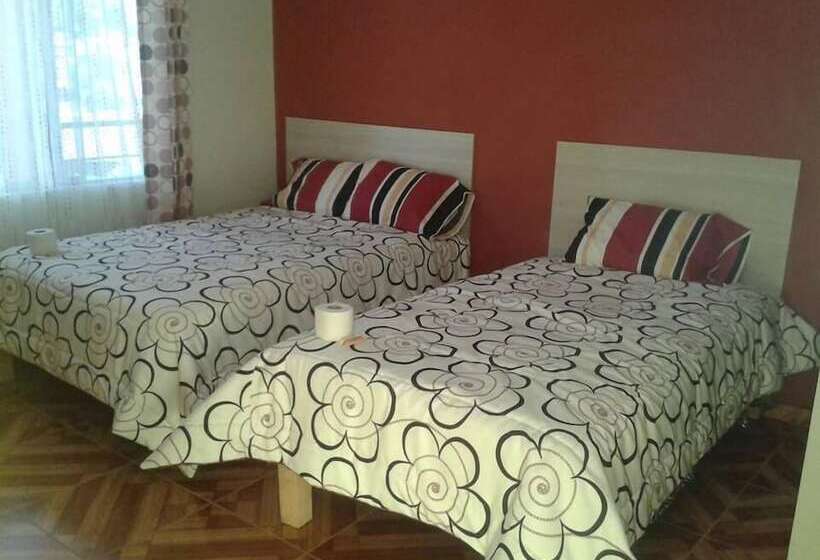 فندق صغير Arum Qurpawasi Hospedaje