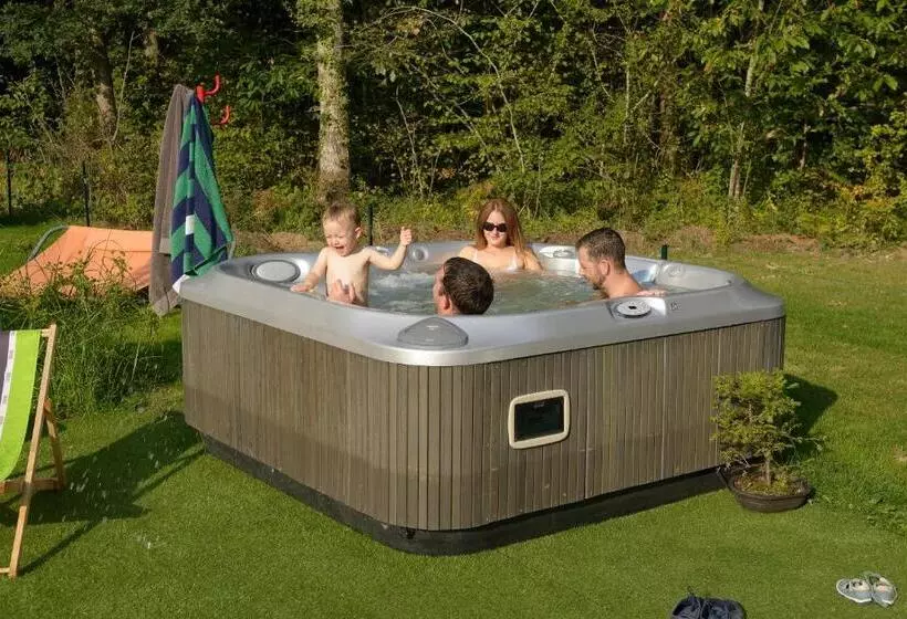 La Maison Dans Les Bois