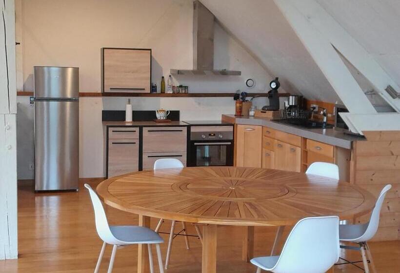 La Maison Dans Les Bois