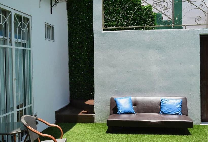 Art Factory Playa Del Carmen   Hostel