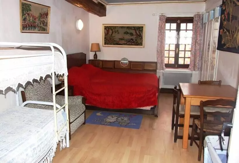 Aamiaismajoitus (B&B) Chambres Du Vignot
