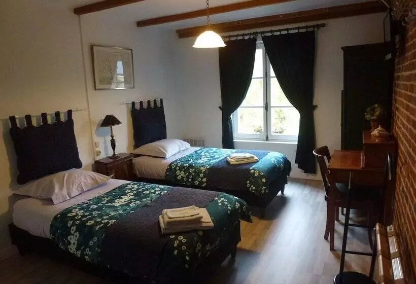 Aamiaismajoitus (B&B) Le Manoir De Villers