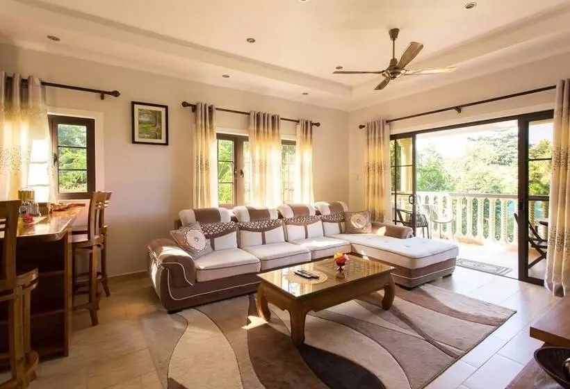 Belle Montagne Holiday Apartments