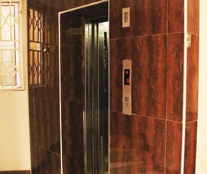 Flora Legacy Apartments