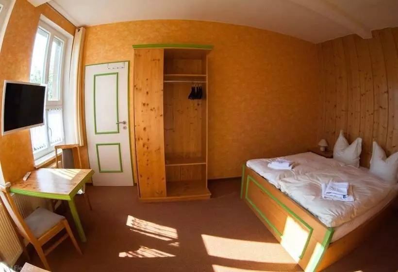 Hostelli Sandgut Mihla