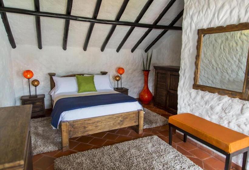 בית מלון כפרי Casona Quesada