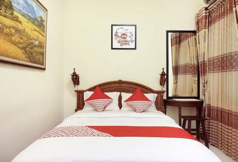 Hotelli Alam Citra Bnb Mitra Reddoorz