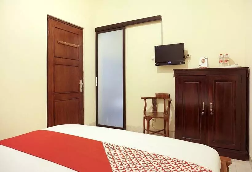 Hotelli Alam Citra Bnb Mitra Reddoorz
