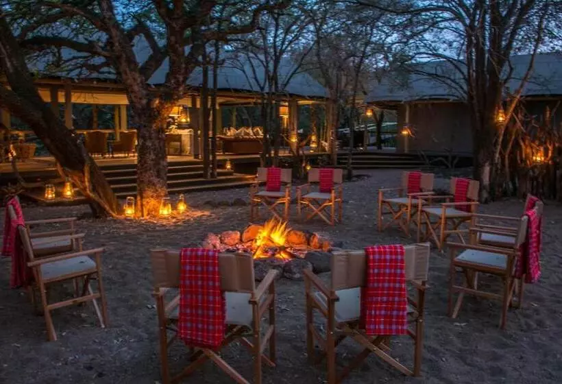 Hotelli Rhino Sands Safari Camp