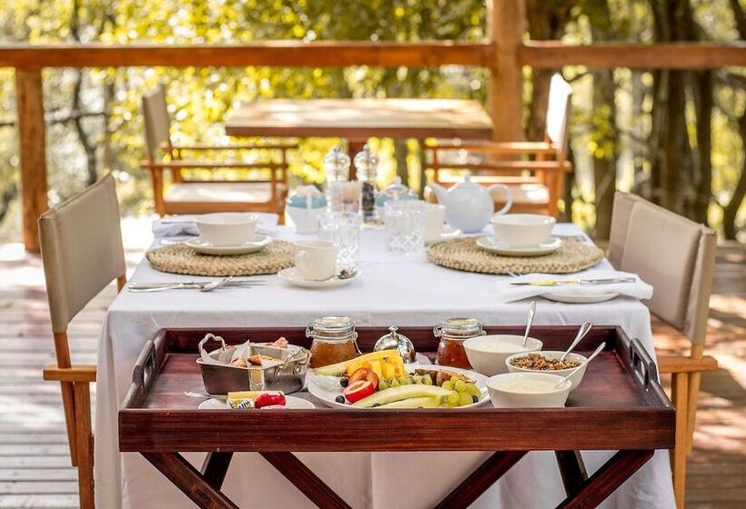 فندق Rhino Sands Safari Camp