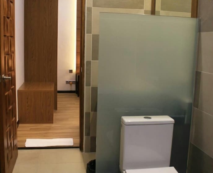 酒店 Sandy Garden Resort