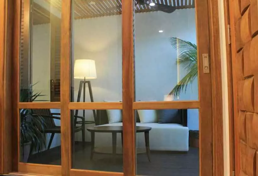هتل Sandy Garden Resort