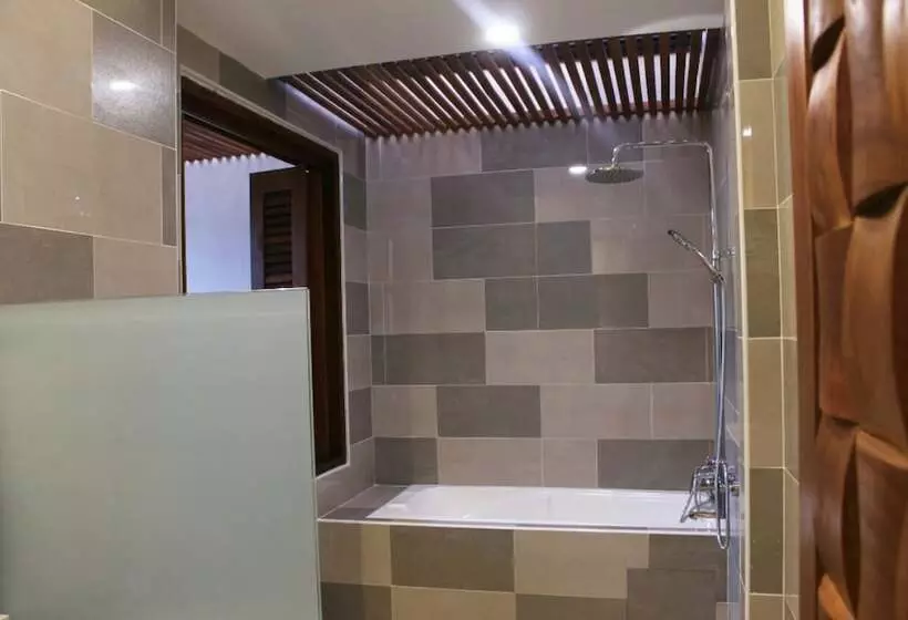 هتل Sandy Garden Resort
