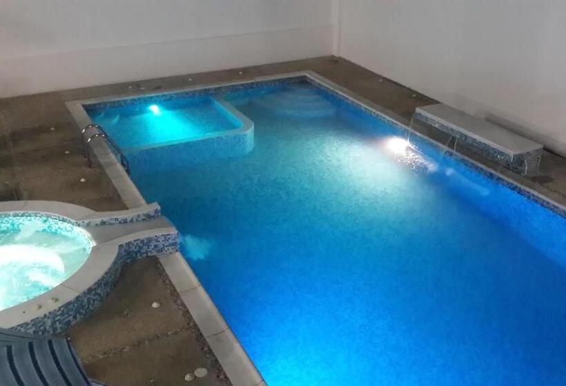 فندق Tropical Resort Tocaima