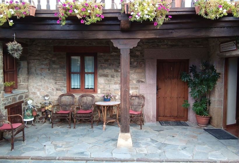 La Hacienda De María