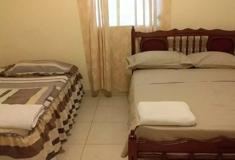 ペンション Hospedaje Yaquelin