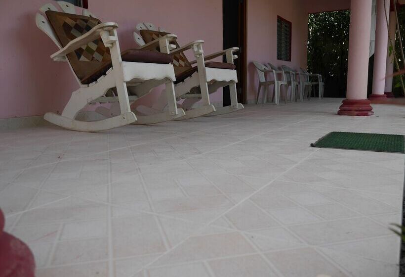 펜션 Hospedaje Yaquelin