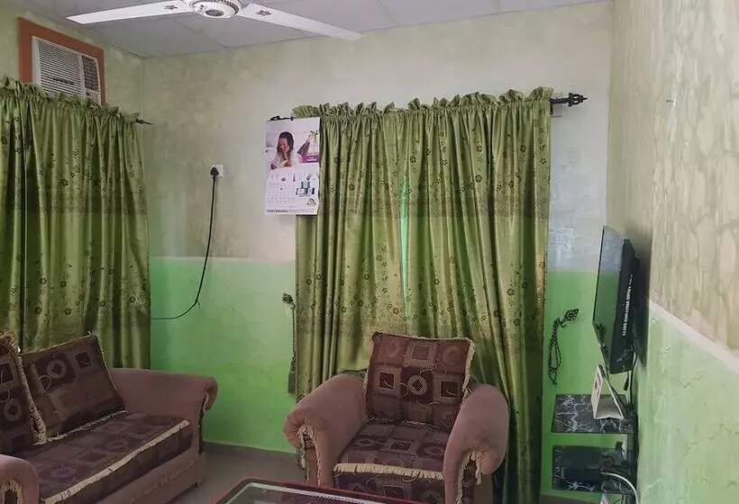 پانسیون Lelah Visitors Suite