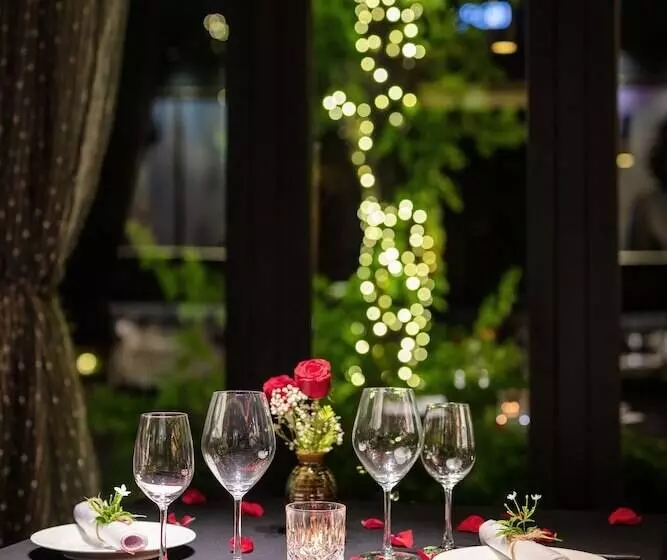 Ravatel Luxury Hotel Bac Giang