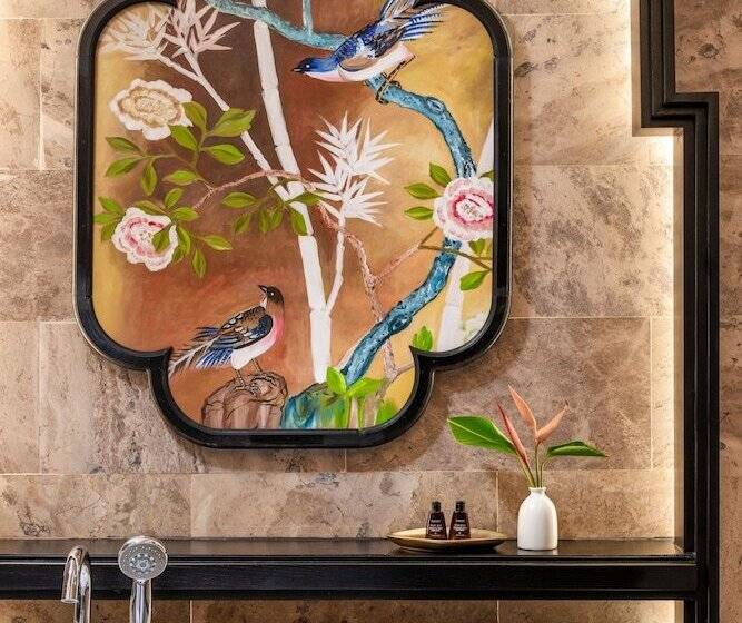 Ravatel Luxury Hotel Bac Giang