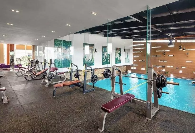 Ravatel Luxury Hotel Bac Giang