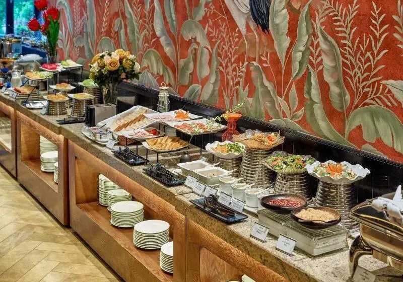 Ravatel Luxury Hotel Bac Giang