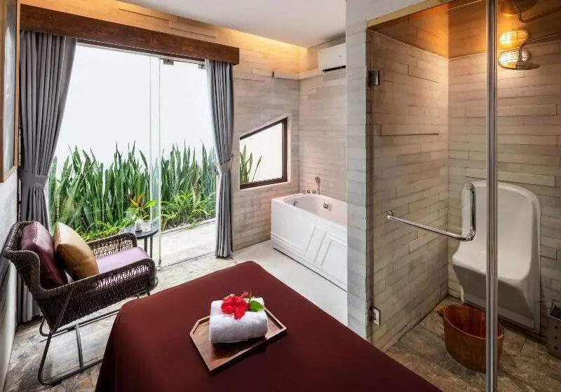 Ravatel Luxury Hotel Bac Giang