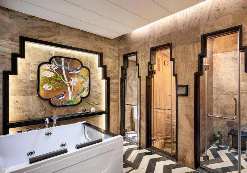 Ravatel Luxury Hotel Bac Giang