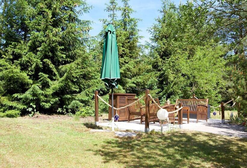 Sleep Under A Thatched Roof   Apartment In Ahlbeck Near Haff