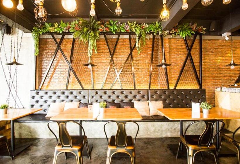 בית מלון כפרי Bed Loft Cafe