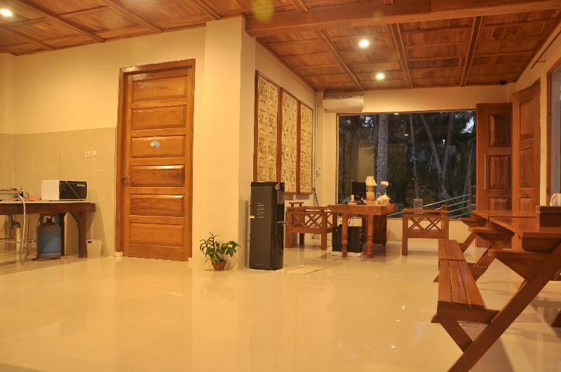 ホテル Crystal Beach Bali