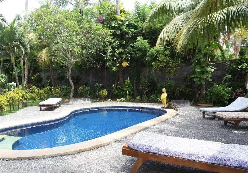 Hotelli Crystal Beach Bali