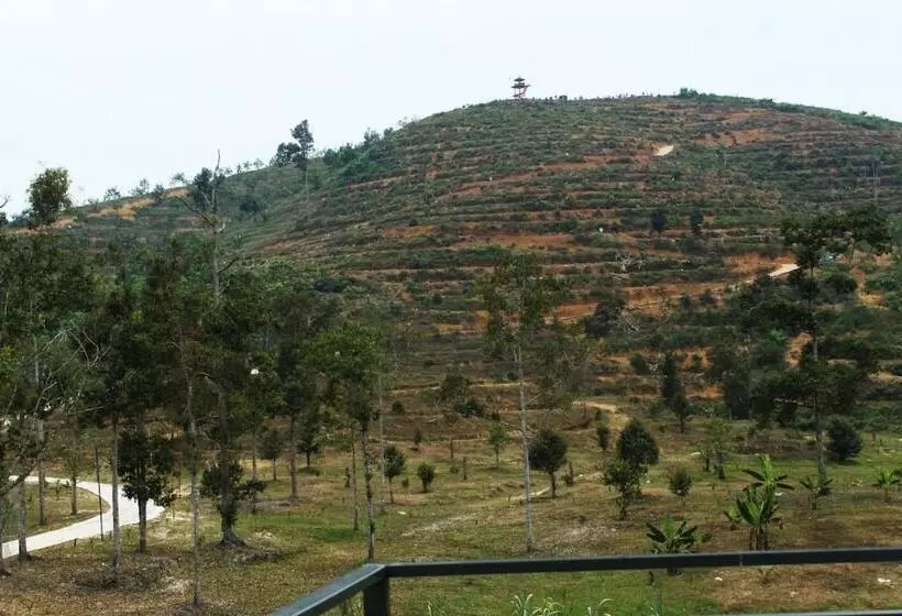 ホテル Karak Orchard Resorts