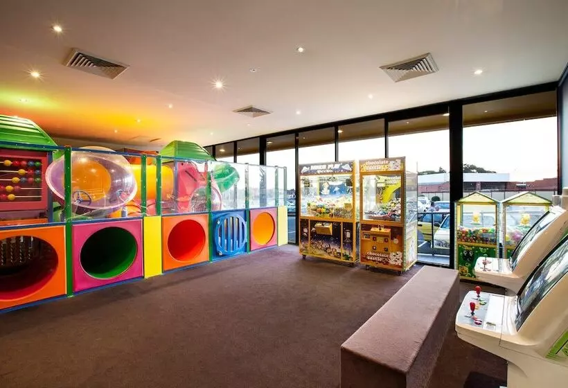 Hotel Nightcap At Excelsior