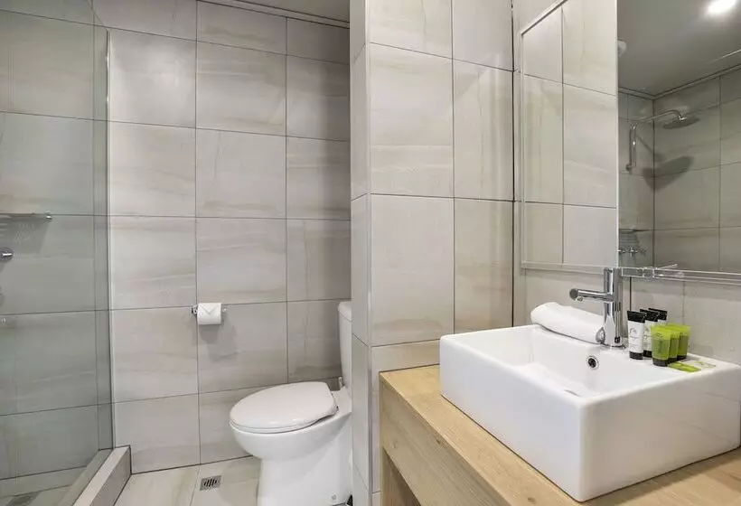 Hotel Nightcap At Excelsior