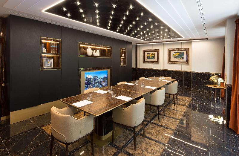 فندق Doubletree By Hilton A Coruna