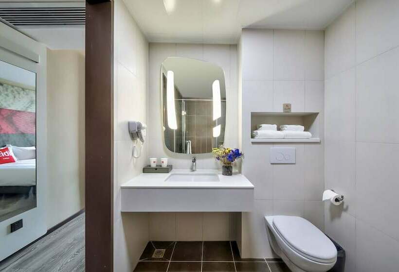 فندق Ibis Nanjing Jiangbei Hongyang New  Area  Red Sun Plaza  Hot