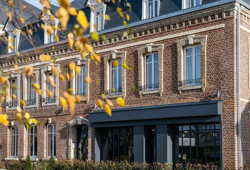 Mayrena Hotel Restaurant