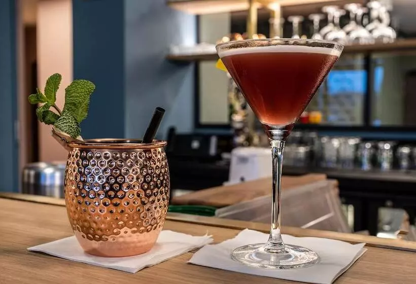 Mayrena Hotel Restaurant